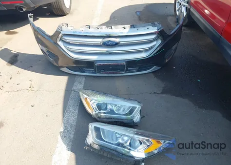 2017 Ford Escape Se из США, поврежденный, VIN 1FMCU0GD3HUC62640